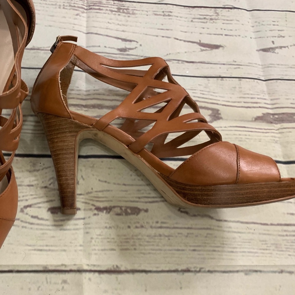 Stacked Front Strappy Pumps
